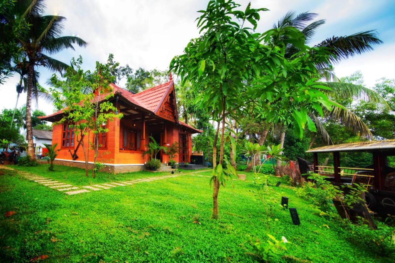 Little Chembaka Pension Kumarakom Buitenkant foto
