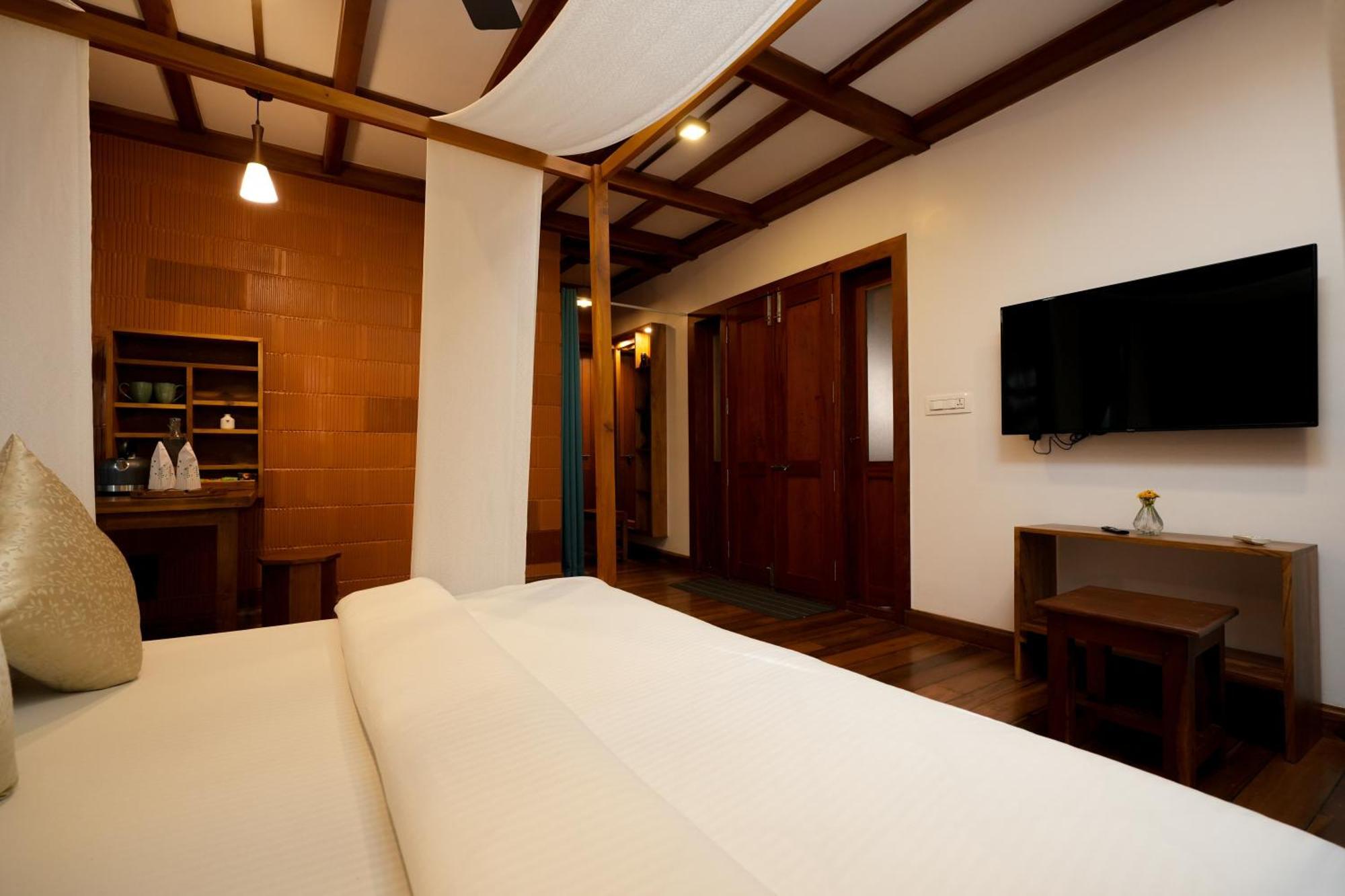 Little Chembaka Pension Kumarakom Buitenkant foto