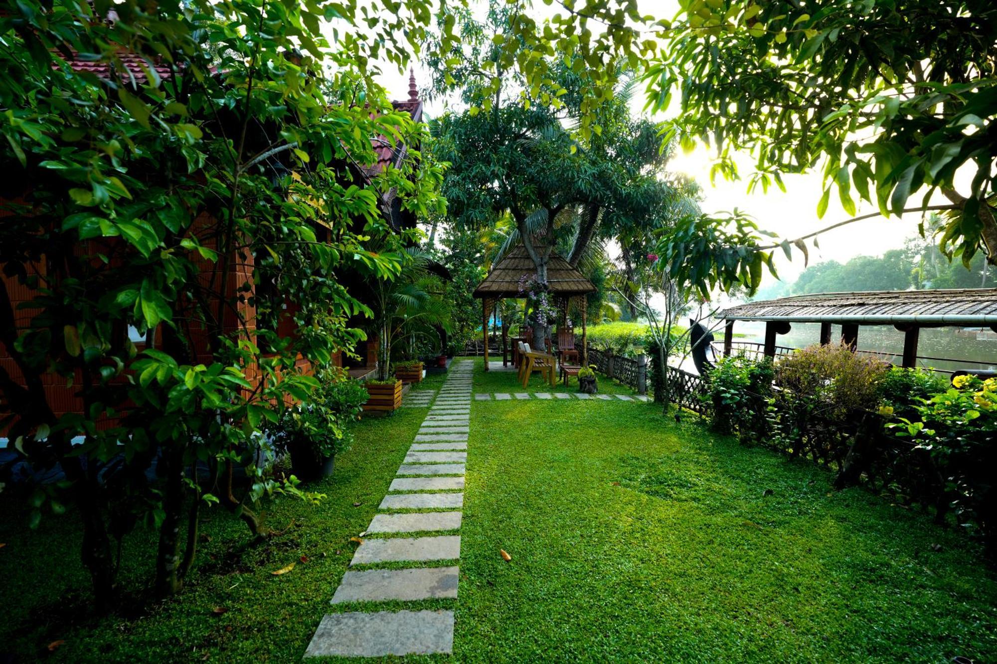 Little Chembaka Pension Kumarakom Buitenkant foto